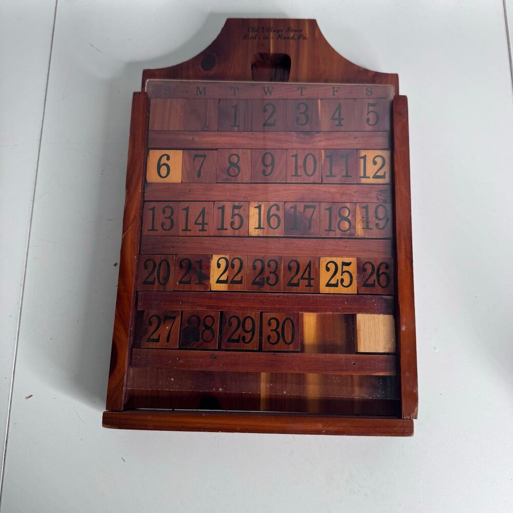 Vintage Amish Made Handmade Wooden Perpetual Calendar Day Tiles Rustic Cottage